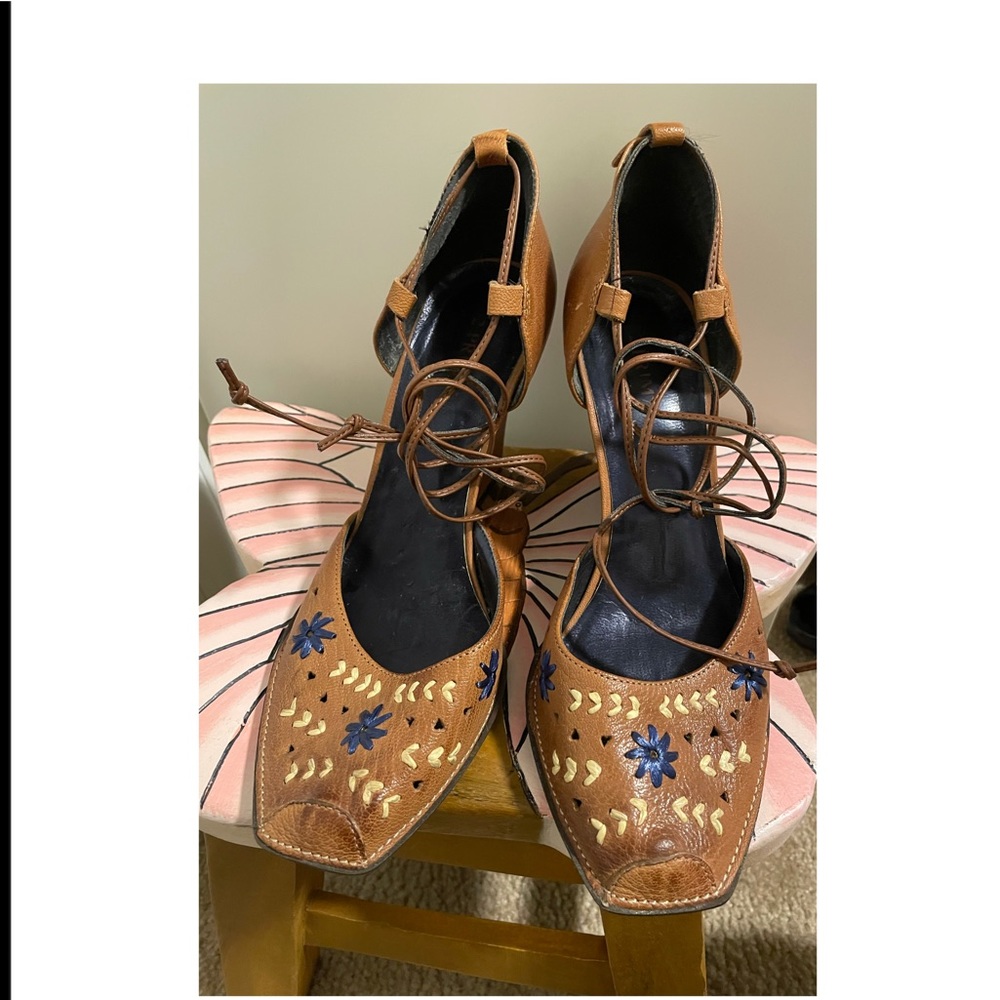 2 PRIMA Wedge Shoes